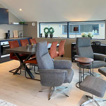 2 Bedroom Stunning In